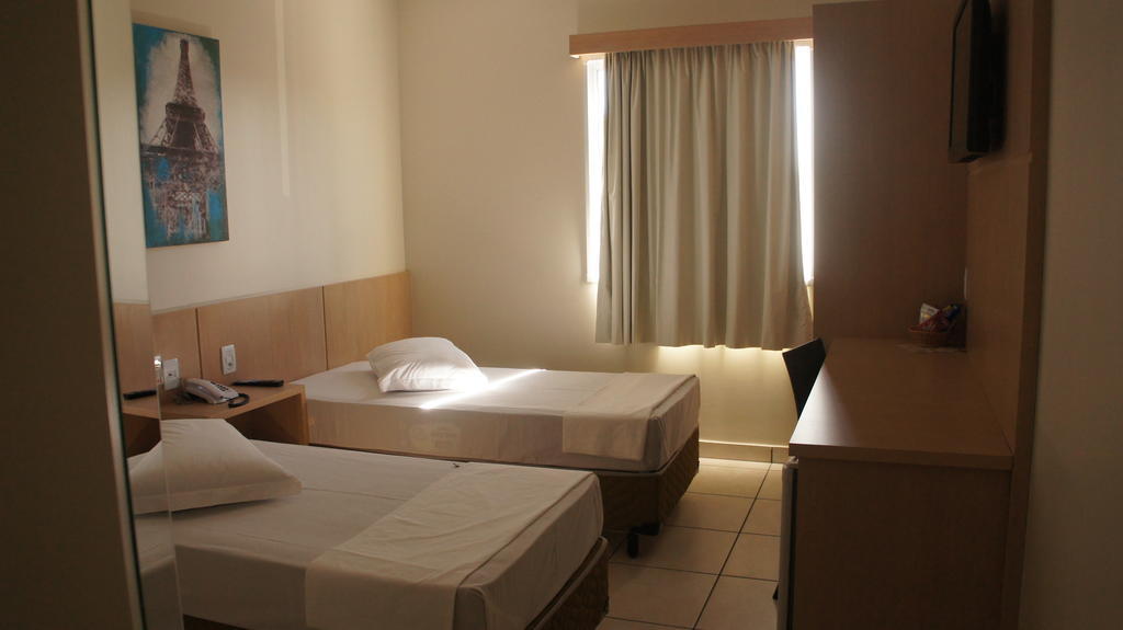 Savana Hotel Ουμπερλάντια Δωμάτιο φωτογραφία